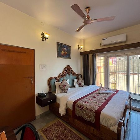 Hotel Shanti Inn Varanasi Exterior photo