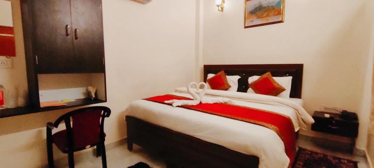 Hotel Shanti Inn Varanasi Exterior photo