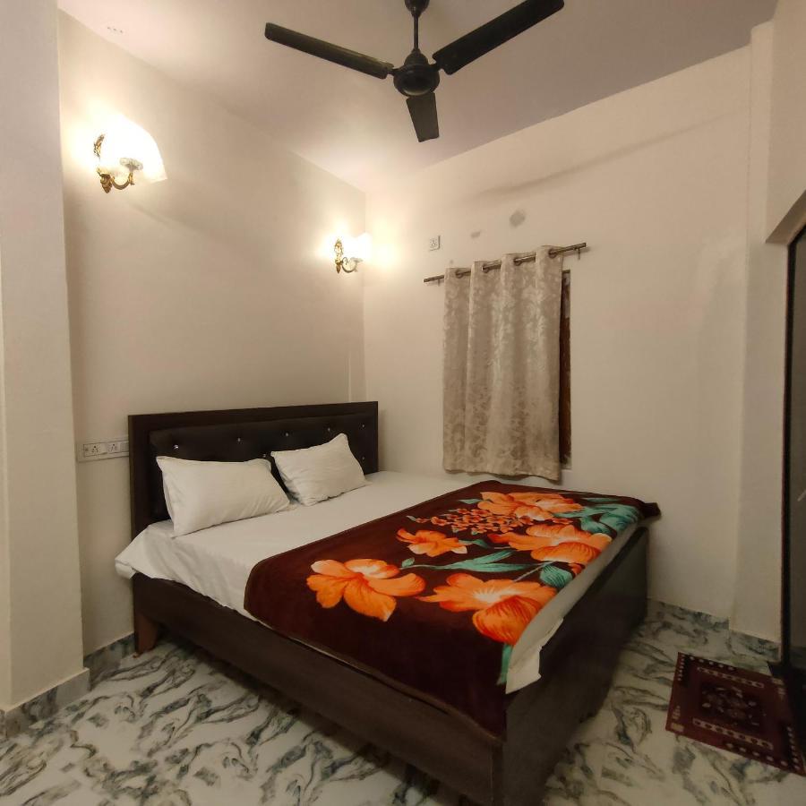 Hotel Shanti Inn Varanasi Exterior photo