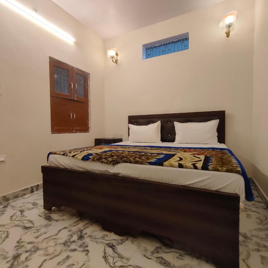 Hotel Shanti Inn Varanasi Exterior photo