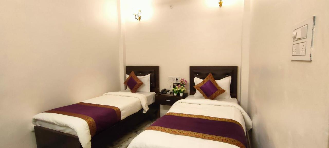 Hotel Shanti Inn Varanasi Exterior photo