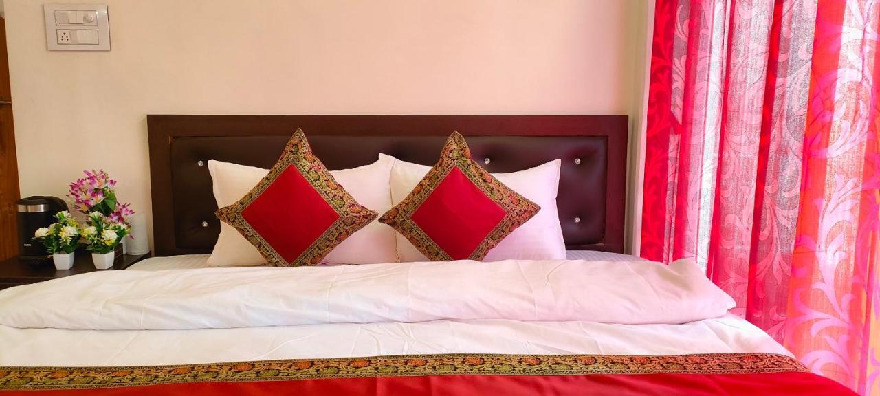 Hotel Shanti Inn Varanasi Exterior photo