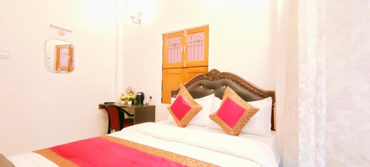 Hotel Shanti Inn Varanasi Exterior photo