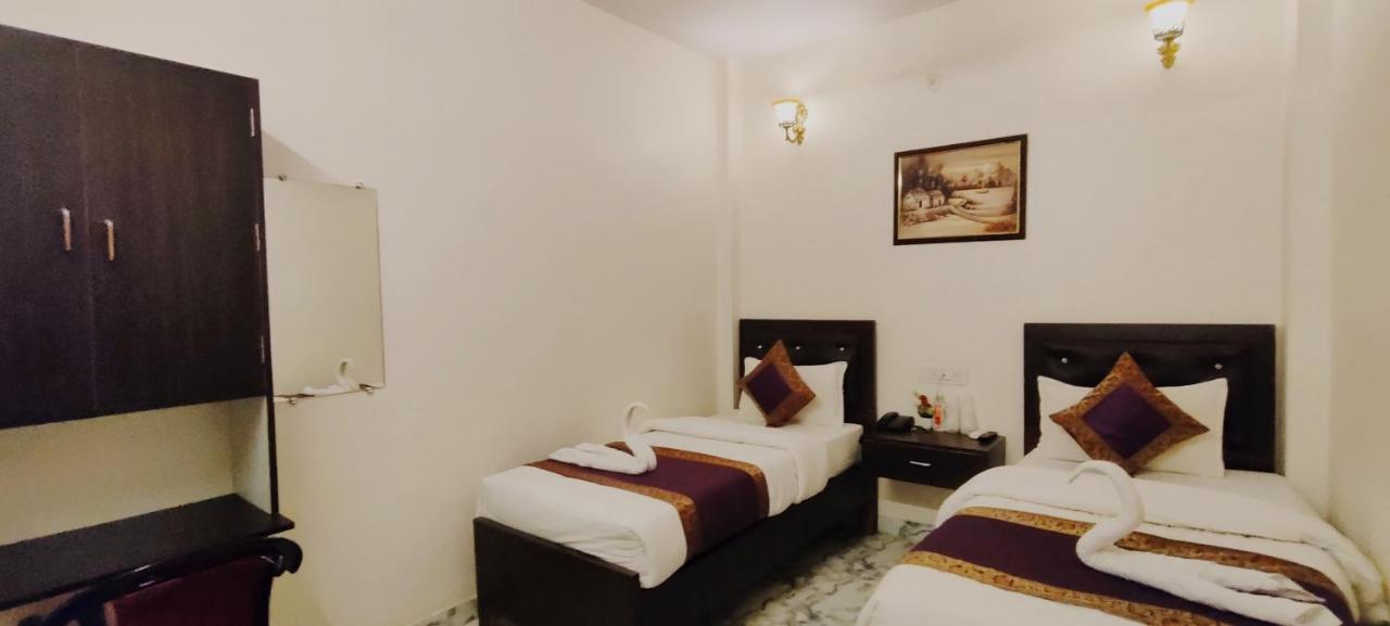 Hotel Shanti Inn Varanasi Exterior photo