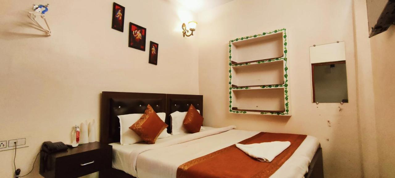 Hotel Shanti Inn Varanasi Exterior photo