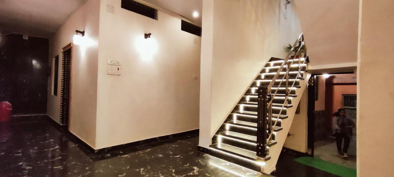Hotel Shanti Inn Varanasi Exterior photo