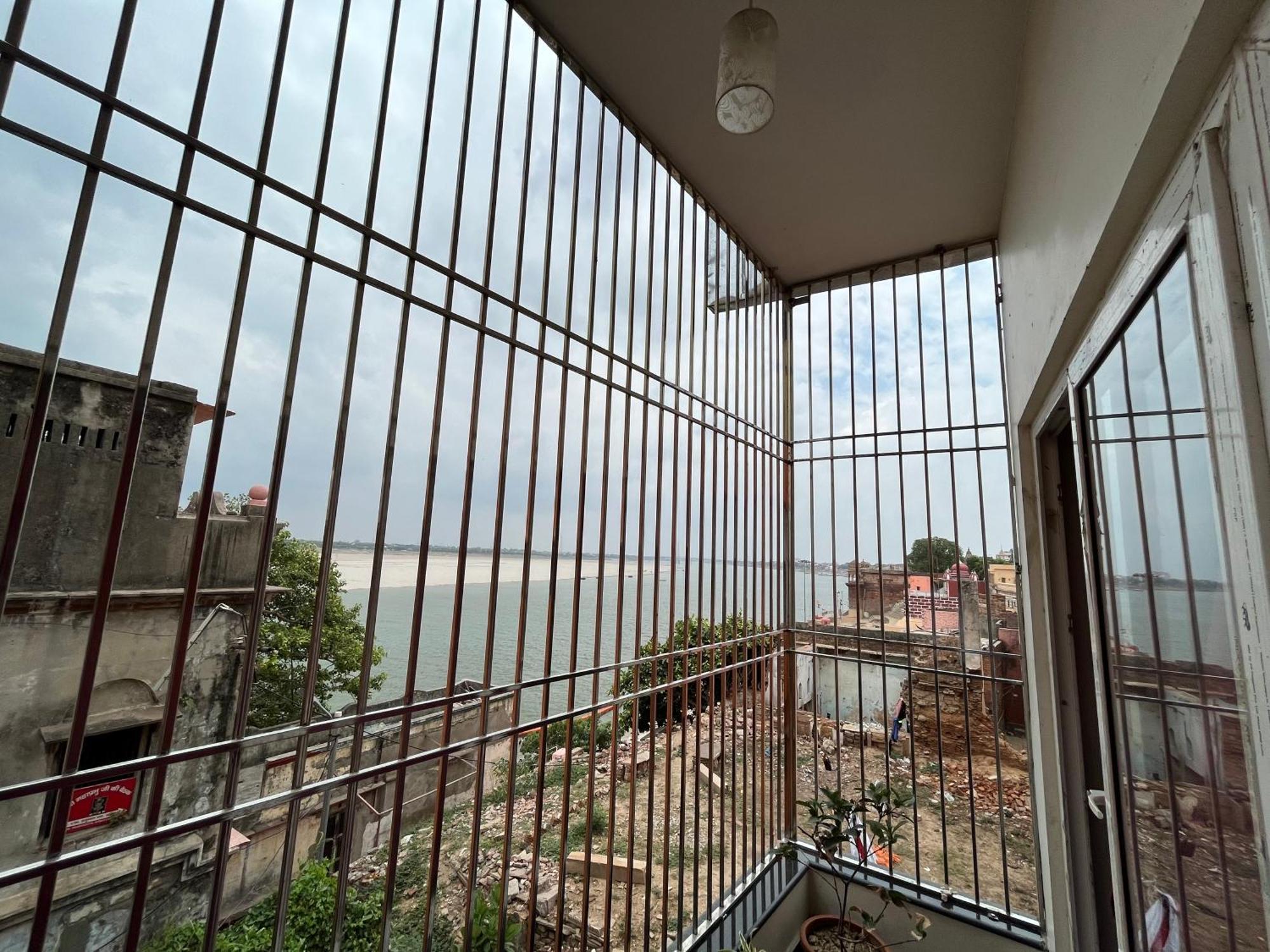 Hotel Shanti Inn Varanasi Exterior photo