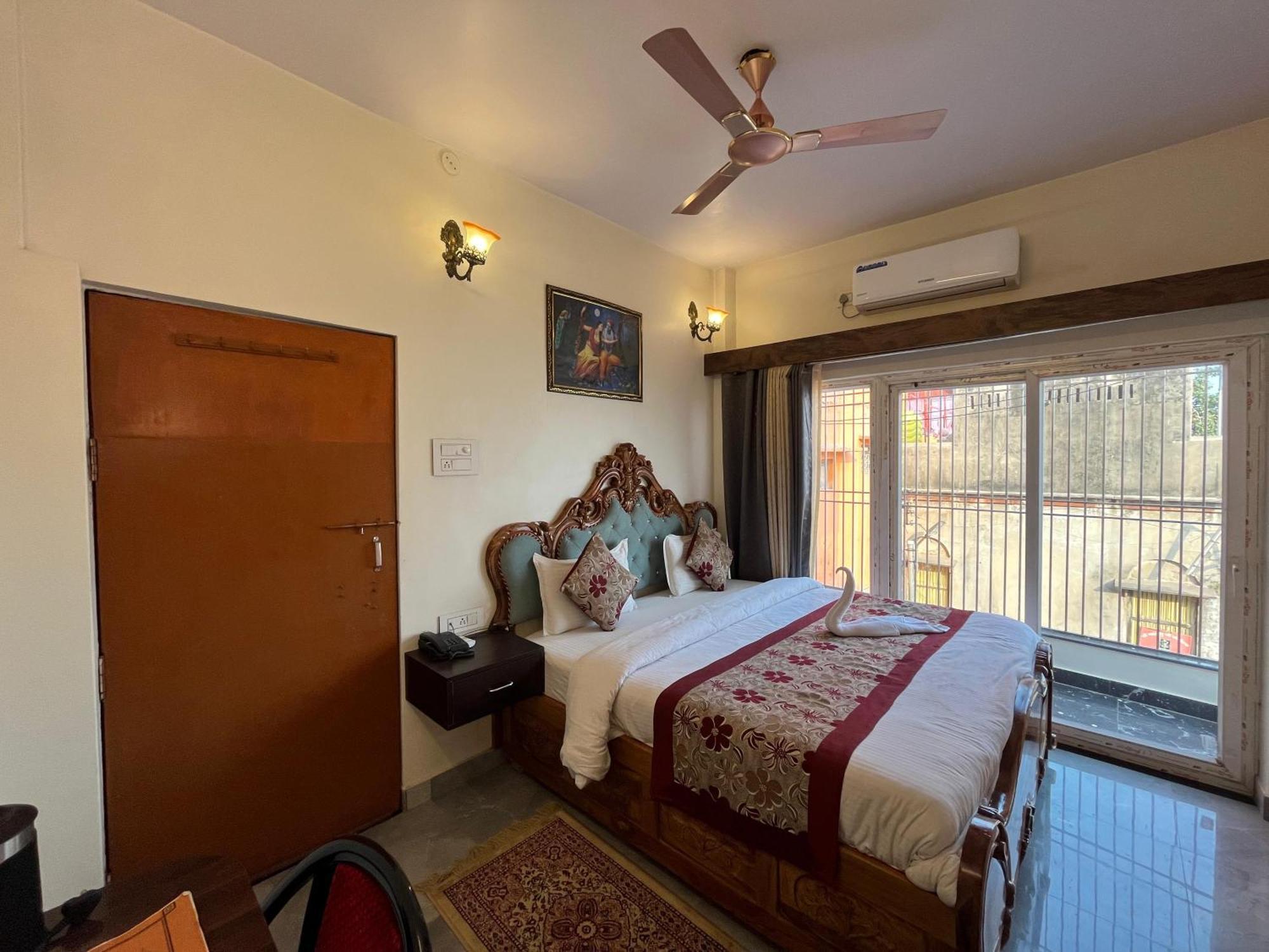 Hotel Shanti Inn Varanasi Exterior photo